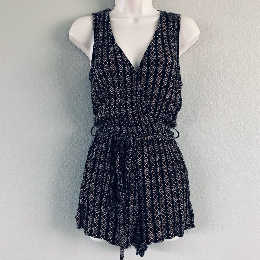 Forever 21 Diamond Printed Shorts Romper Jumper S